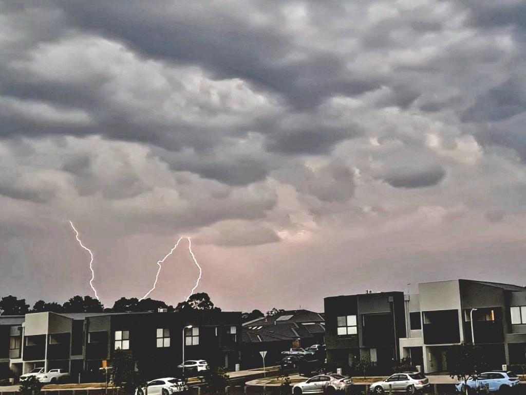 St0rm over Brompton Estate Cranbourne South. Picture: Adam Pollard/Everything MP Facebook