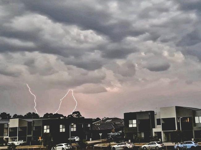 St0rm over Brompton Estate Cranbourne South. Picture: Adam Pollard/Everything MP Facebook