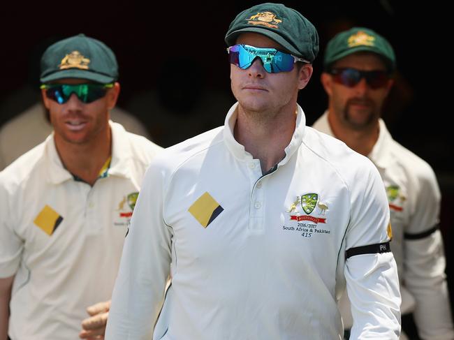 ADELAIDE, AUSTRALIA - NOVEMBER 27:  Steve Smith of Australia leads team mates onto the field during day four of the Third Test match between Australia and South Africa at Adelaide Oval on November 27, 2016 in Adelaide, Australia.  (Photo by Cameron Spencer/Getty Images)