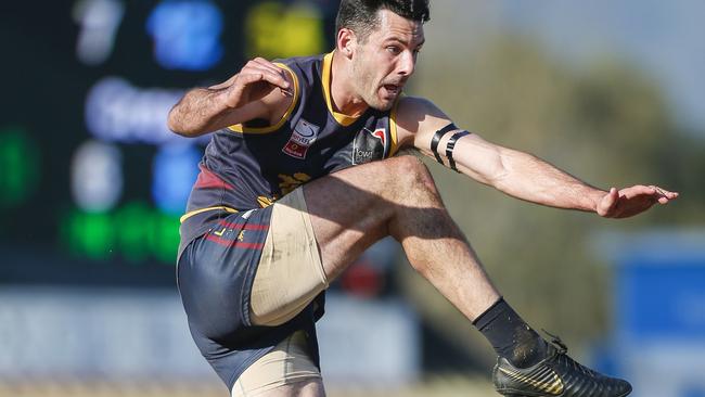 Former Carlton defender Simon White in action for Doncaster East. Picture: Valeriu Campan