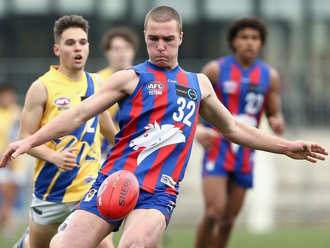 MELBOURNE, AUSTRALIA - SEPTEMBER 09:  Jack Ross of Oakleigh kicks during the TAC Cup Elimination Final match between Oakleigh and the Western Jets at Ikon Park on September 9, 2018 in Melbourne, Australia.  (Photo by Robert Prezioso/AFL Media)