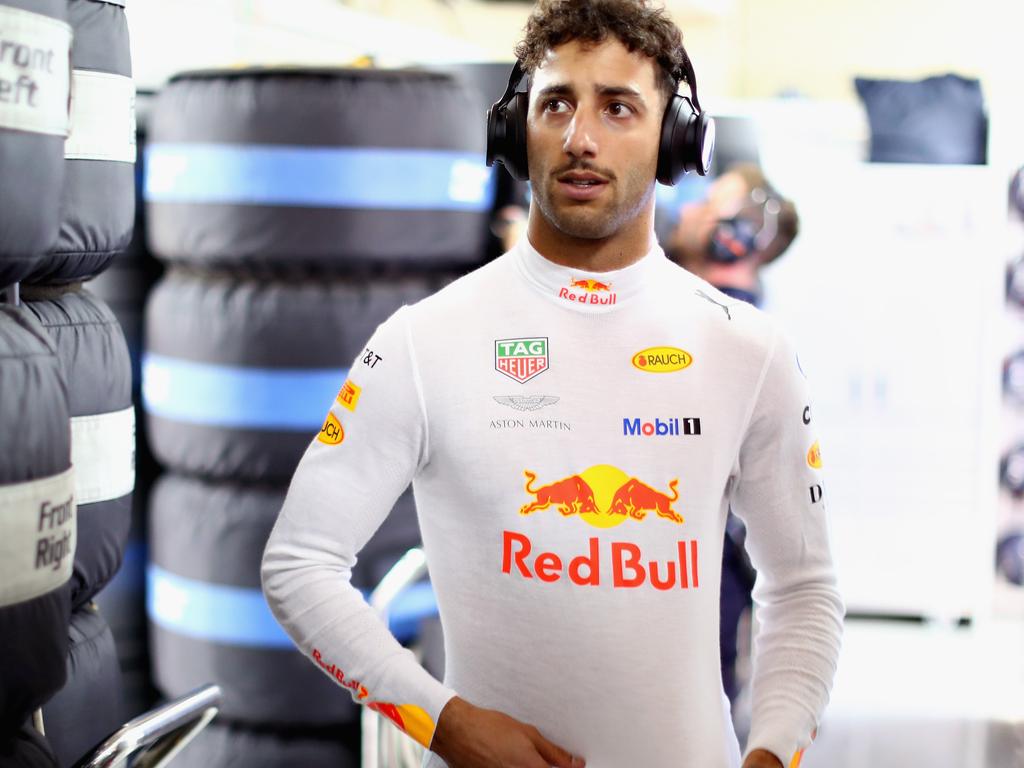 Ricciardo agonised over his next career move.