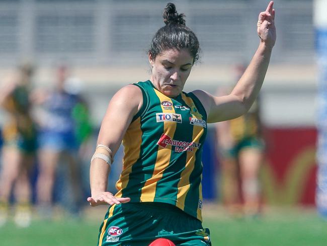 Amy Chittick of PINT against Buffettes in Round 7 of the Women’s Premier League competition. Picture: Glenn Campbell.