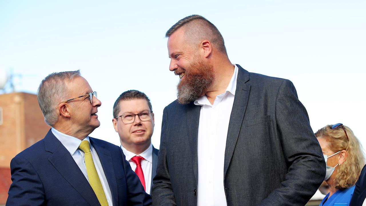 Labor leader Anthony Albanese visits Cessnock hospital in regional New South Wales with Labor candidate for Hunter Dan Repacholi. Picture: Toby Zerna