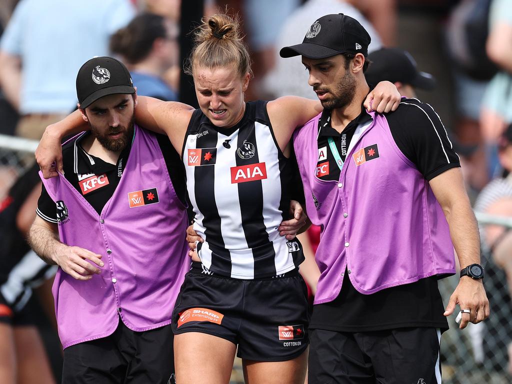 Muslim AFLW player Haneen Zreika refuses to wear pride jumper, sits out GWS  Giants Round 4 game