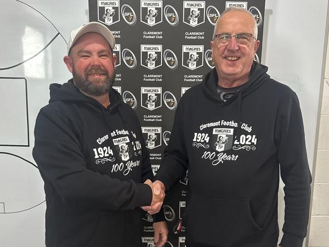 Claremont Magpies new head coach Nathan Senior (left) shakes hands with club president Dennis Bird (right). Picture: Supplied