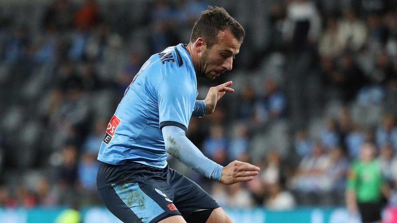 Adam Le Fondre during the A-League decider against Melbourne City.