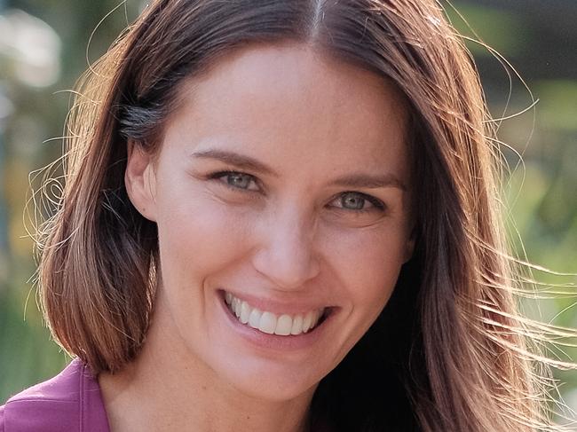 Jodi Gordon plays Elly Conway on Neighbours