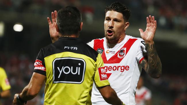 NRL rule changes have made the game more defensive. (AAP Image/Daniel Munoz)