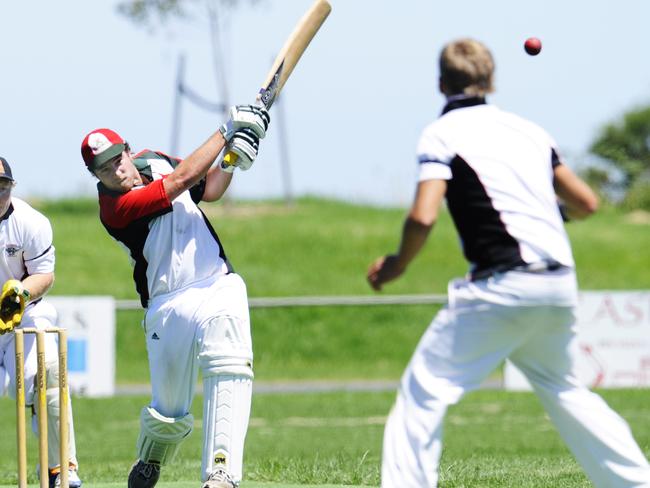 Tooradin batsman Ash Adams.