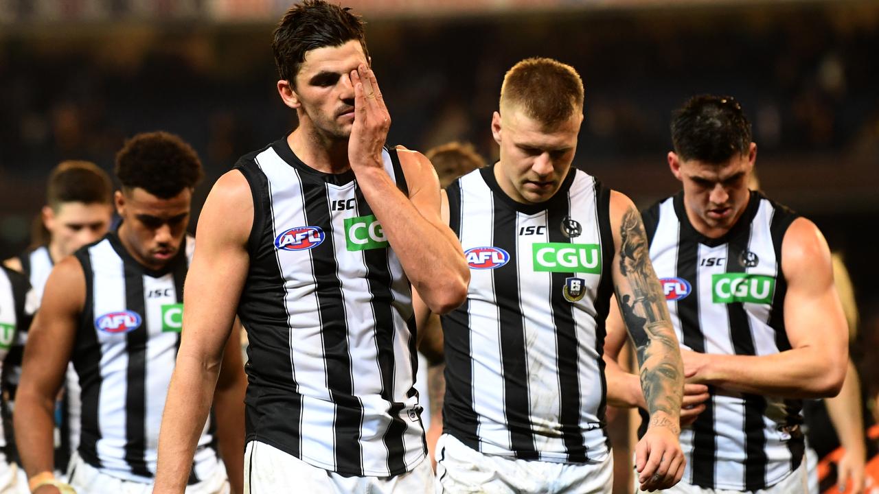 Scott Pendlebury can’t hide his frustration. Photo: AAP Image/Julian Smith