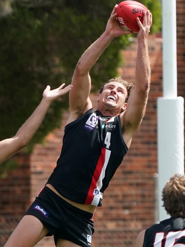 Max Williams in action for Frankston VFL. Picture: Valeriu Campan