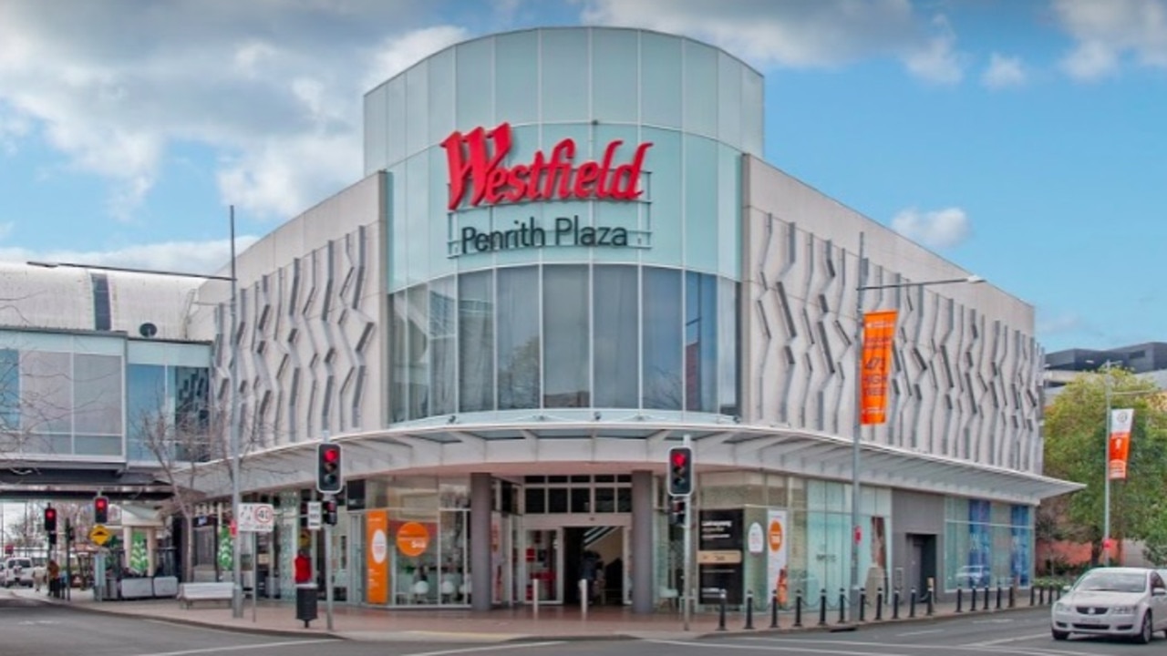 Ghost town': Shoppers desert Westfield Bondi Junction as COVID