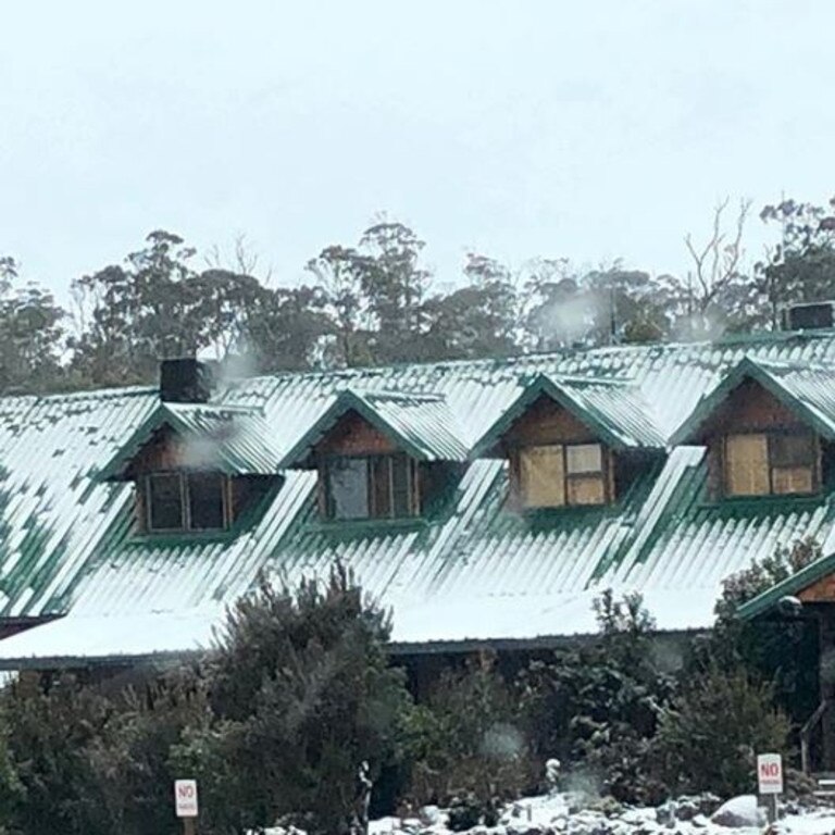 Snow in Cradle Mountain. Picture: @talana.cook