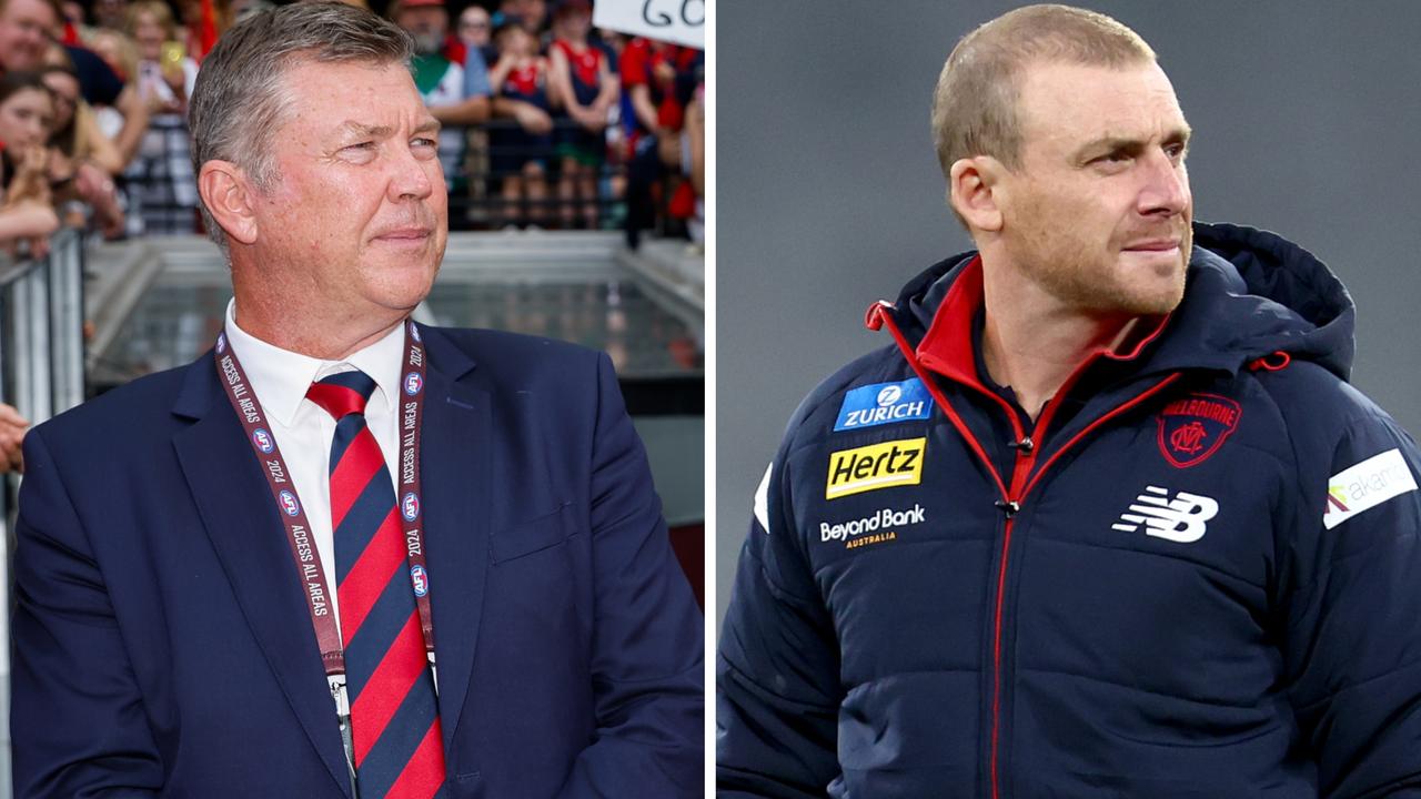 Tensions entre le PDG de Melbourne, Gary Pert, les principaux responsables du club, l’avenir de l’entraîneur Simon Goodwin interrogé, Alan Richardson, les problèmes chez les Demons