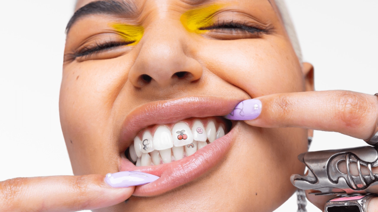 Hismile launches SmileStika teeth tattoos