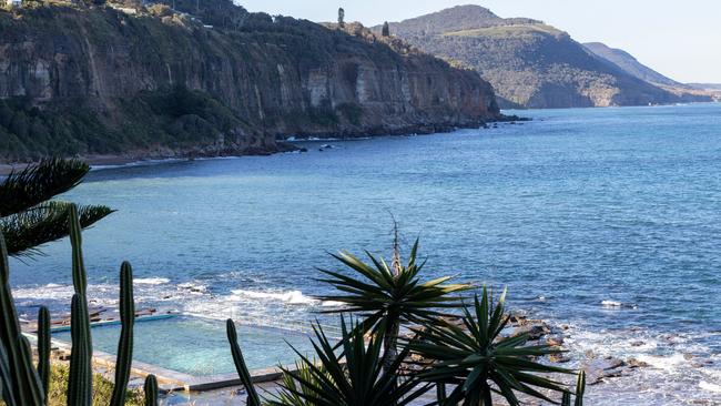 The stunning view of the coast at Coalcliff from 8 Paterson Road, complete with a glimpse at the Coalcliff Rock Pool.