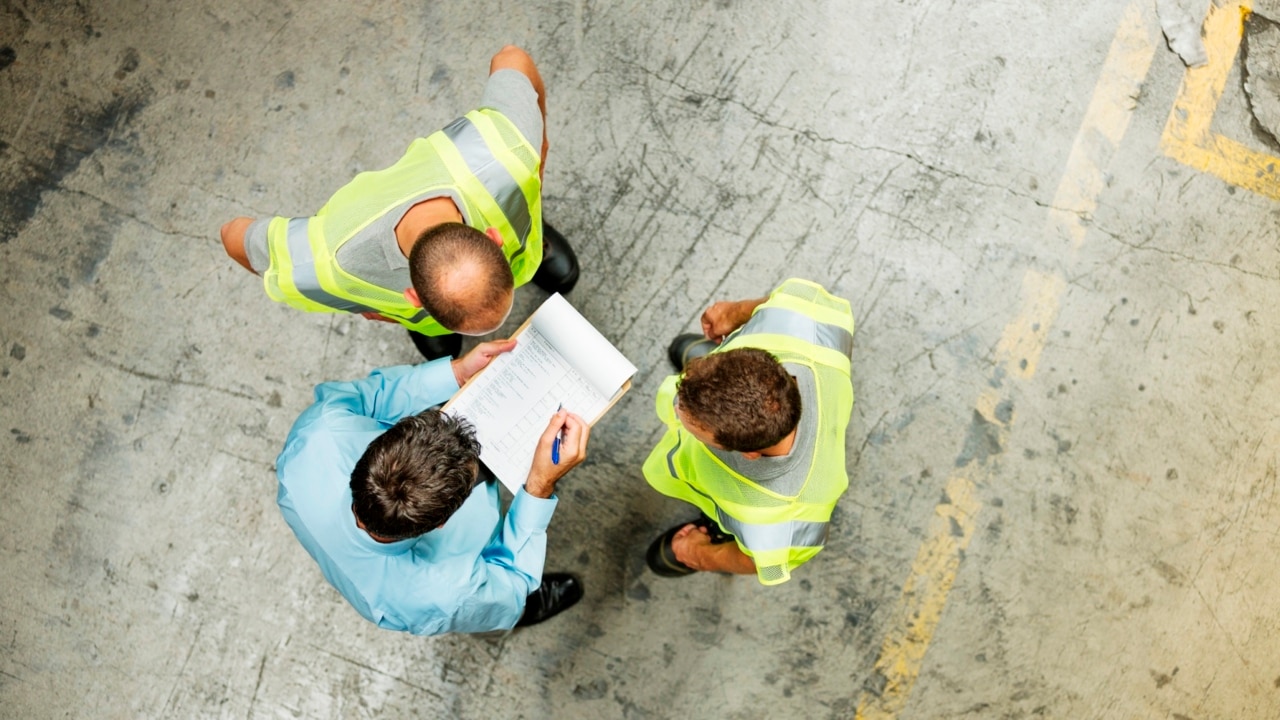 Labor promises equal pay and conditions for labour-hire workforce