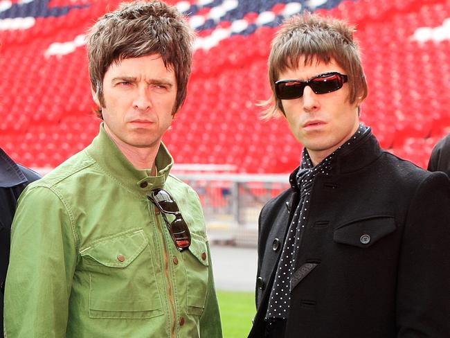 LONDON - OCTOBER 16: L-R Gem Archer, Noel Gallagher, Liam Gallagher and Chris Sharrock attend the Oasis photocall in Wembley Stadium to promote their new album 'Dig out Your Soul' released on October 6, and their two sold out concerts at Wembley Arena, on October 16, 2008 in London, England. (Photo by Dave Hogan/Getty Images)