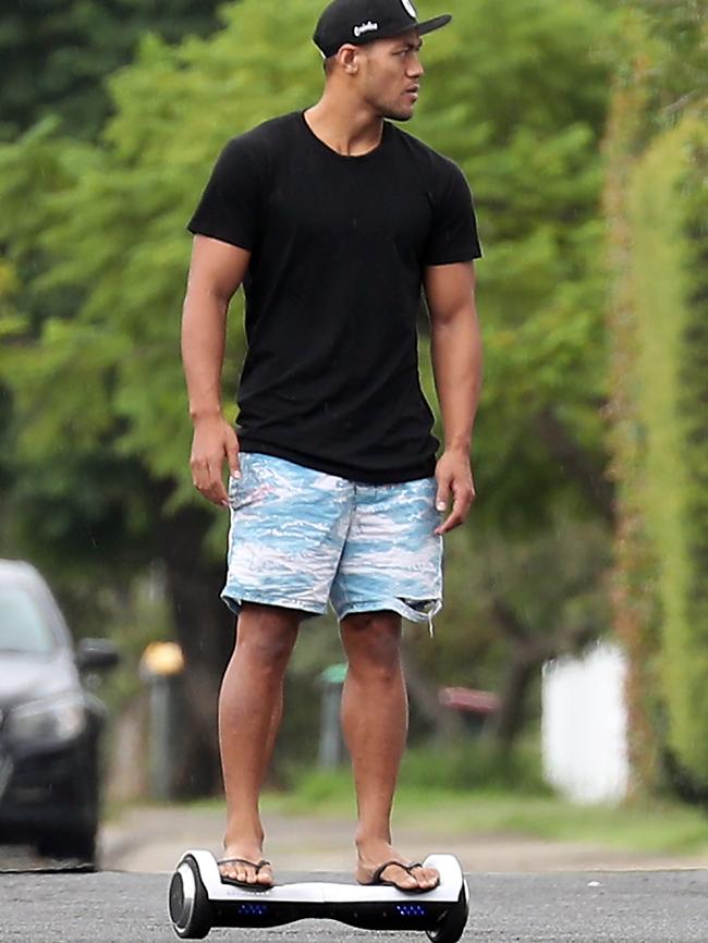 Tim Simona is still hovvering about. Photo: Diimex