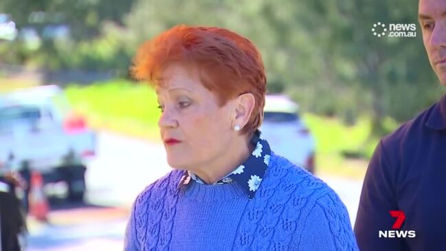 Moment Pauline Hanson reveals she will pay for girl's surgery