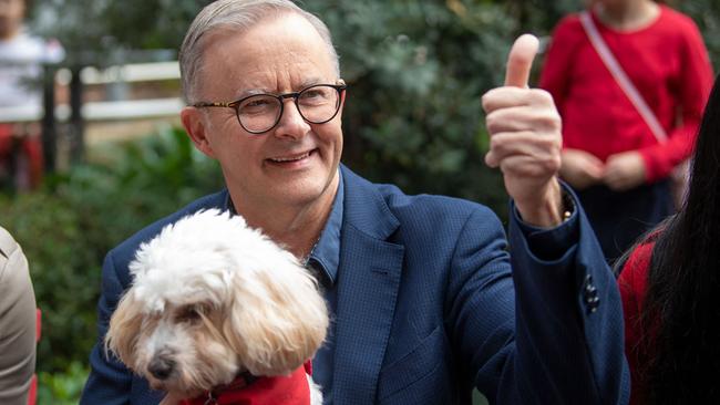 Anthony Albanese gives the thumbs-up in the Sydney suburb of Marrickville on Sunday. Picture: AFP