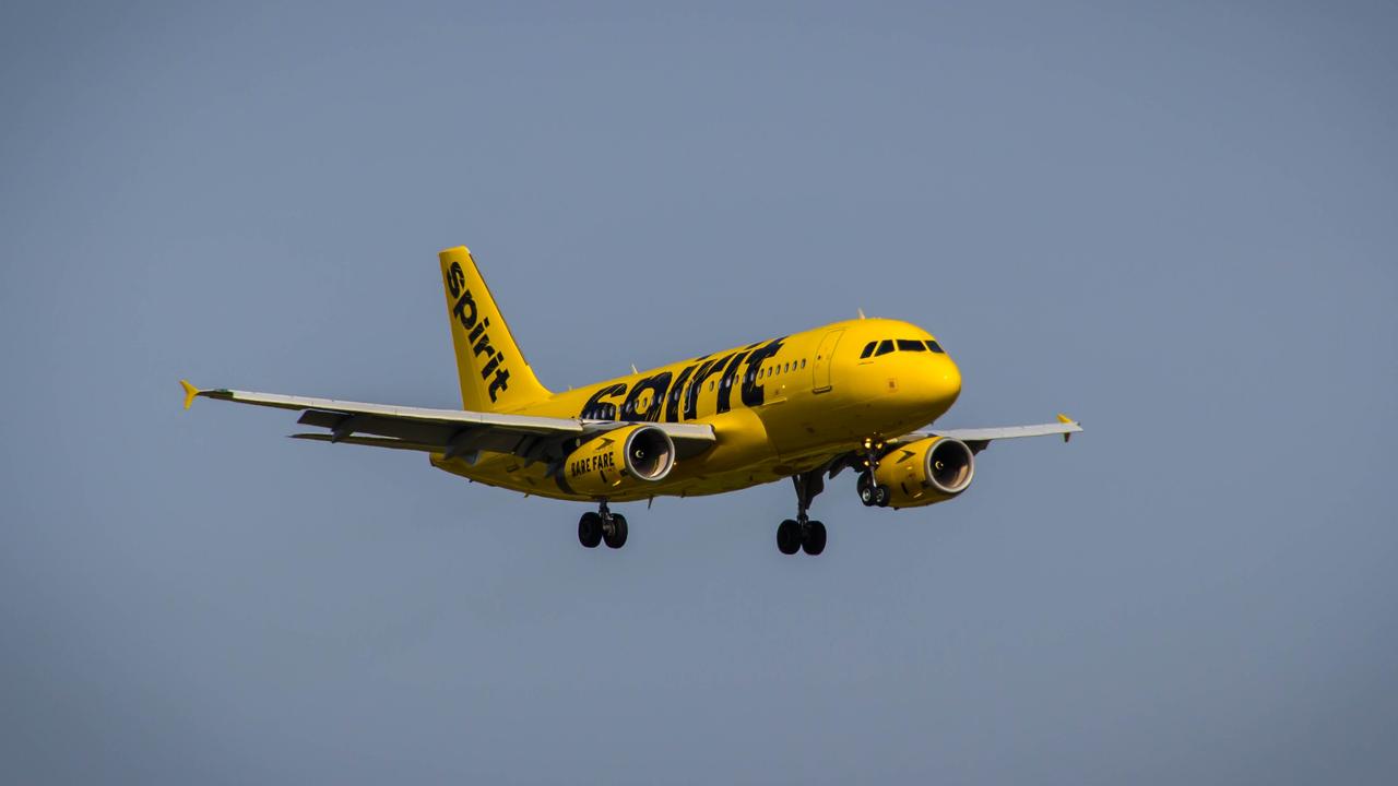 Person is kicked off a Spirit Airlines flight to Florida for refusing to  dress in a deal with mask