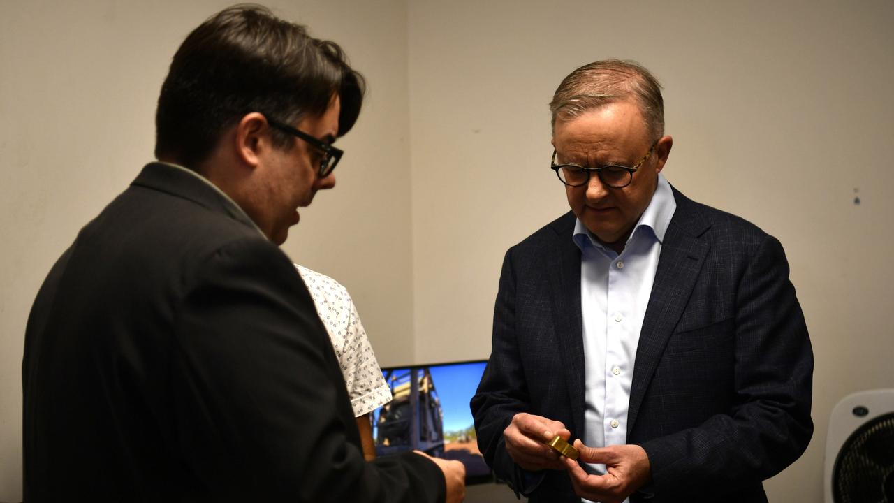 Prime Minister Anthony Albanese meets with Speed3D founder Steven Camilleri on his visit to the Charles Darwin University advanced manufacturing site in November 2023.