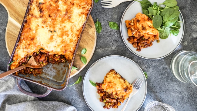 Low-calorie vegan cottage pie recipe is your new meatless monday go-to ...