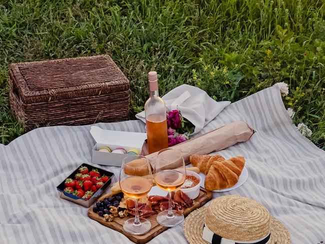 Every picnic needs a good quality picnic blanket. Picture: iStock.