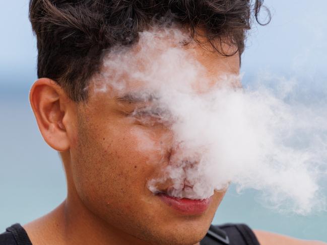 SYDNEY, AUSTRALIA - NewsWire Photos JANUARY 18, 2024. Luca Cruzado, 20 pictured vaping at Bondi. Picture: NCA NewsWire / David Swift