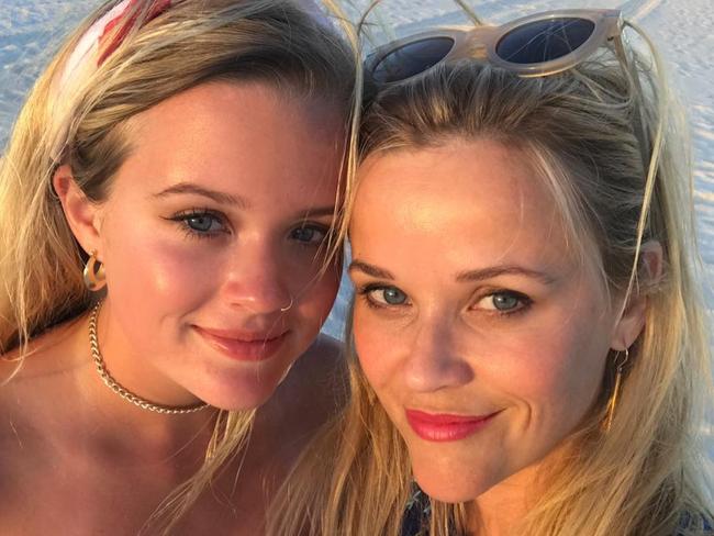 Witherspoon with her lookalike daughter.