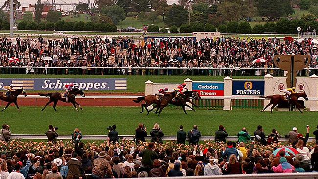 Vintage Crop wins the 1993 Melbourne Cup in the wet.