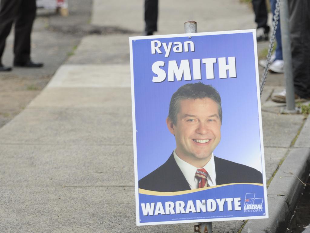 Ryan Smith, Warrandyte MP resigns in blow to Liberal leader John