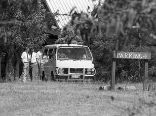 Historic: Detectives at the scene of murder at the Pottri in 1986. Patrick McGrane, was17 years old when he was convicted of the rape and murder of his sister, 21. The offences happened on March 24, 1986, and McGrane was convicted on June 5, 1986. Negative reference: IY349. Published 27th March, 1986. Photo: Bruce Mackenzie / The Chronicle