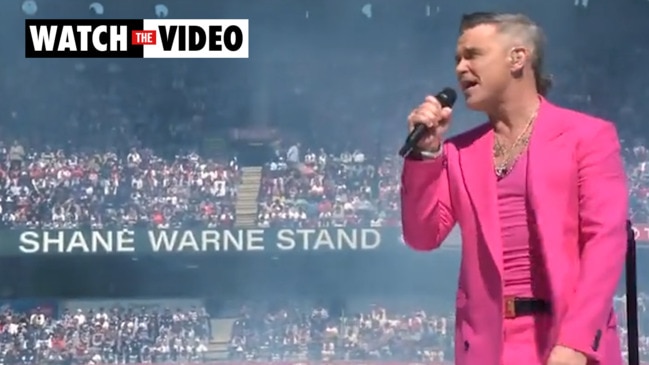 Robbie Williams dedicates song to the late great Shane Warne (7AFL)