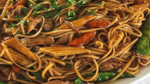 Chicken chow mein made in a slow cooker.