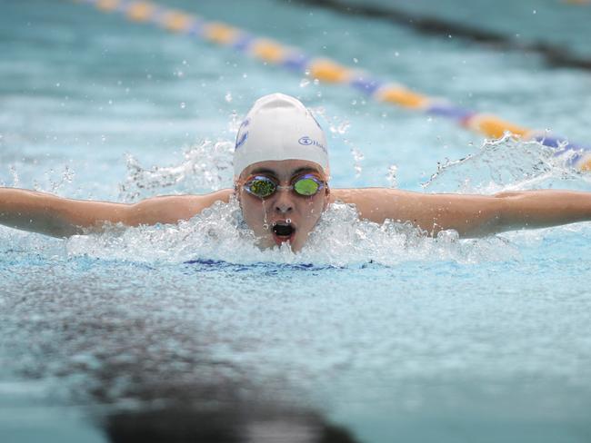 Georgina competing at Lane Cove’s swimming carnival.