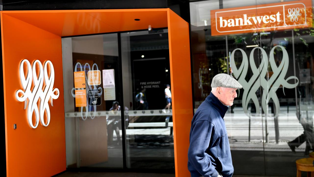 The bank will reduce its opening hours of 29 regional branches in Western Australia. Picture: NCA NewsWire / Jeremy Piper