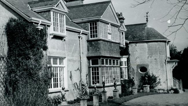 The front of Abbey Lea.