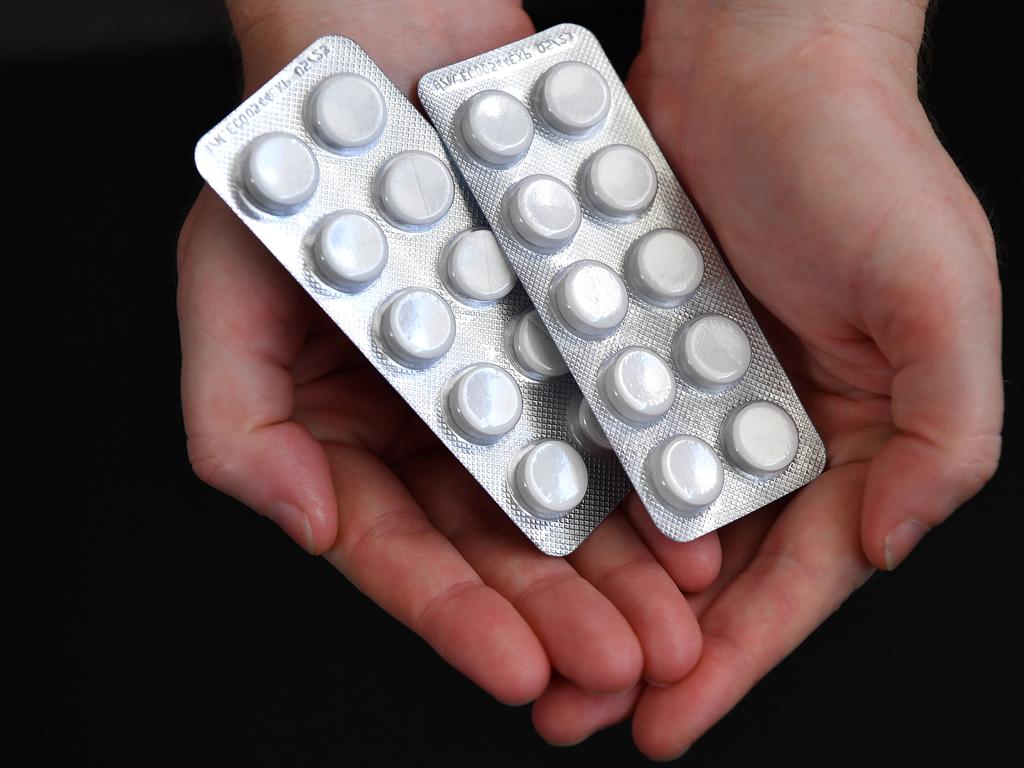 The size of paracetamol packaging is set to shrink from February 2025. Picture: NCA NewsWire/Joel Carrett