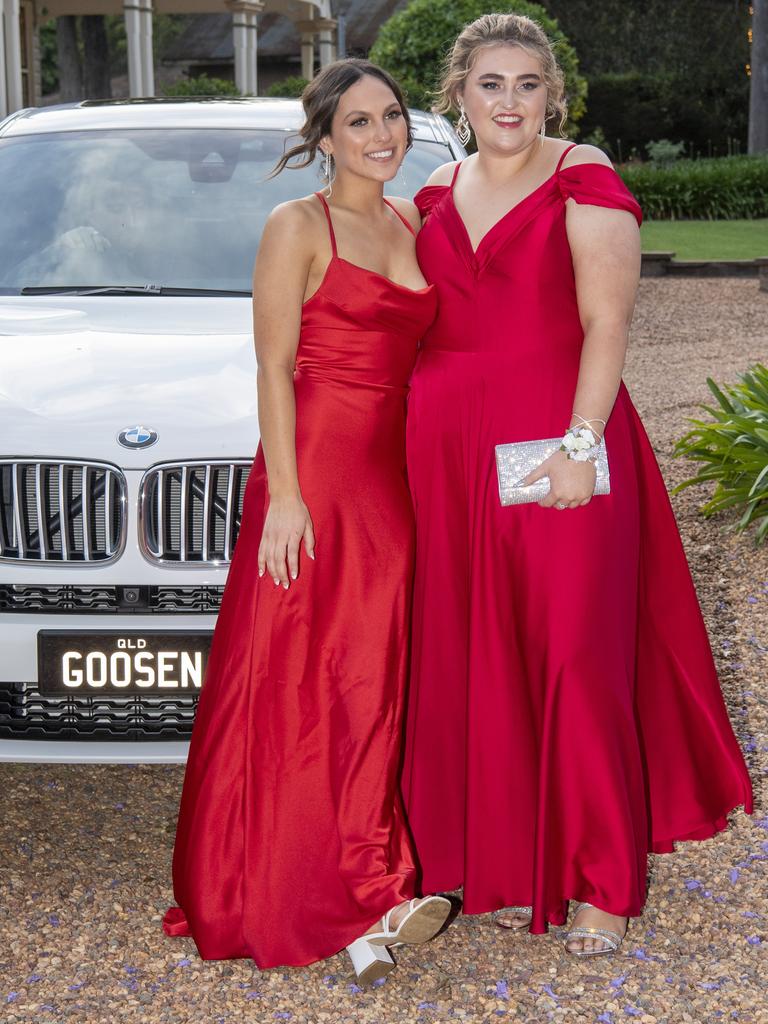 Aryia Kirby-Donnelly and Chanel Goosen. Highlands Christian College formal at Gabbinbar Homestead. Wednesday. 18th Nov 2020 Picture: Nev Madsen