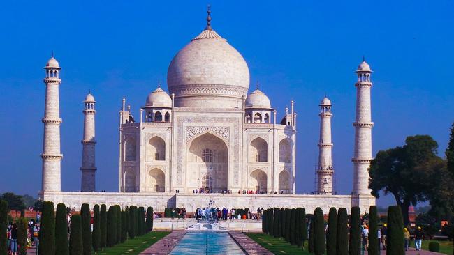 List of New 7 Wonders of the World includes Taj Mahal