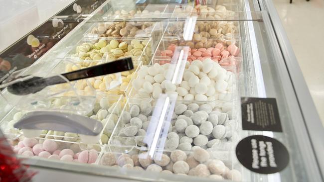 A frozen mochi and macaron desert bar is one of the new concepts in store.