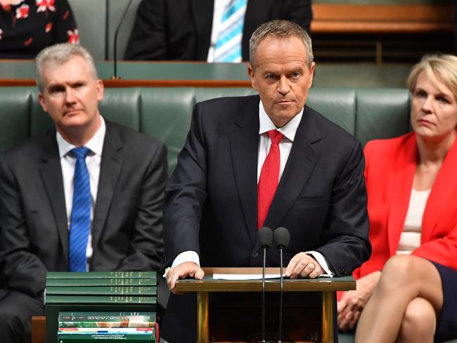 Leader of the Opposition Bill Shorten delivers the 2019-20 Federal Budget Reply speech in the House of Representatives at Parliament House, in Canberra, Thursday, April 4, 2019. (AAP Image/Mick Tsikas) NO ARCHIVING