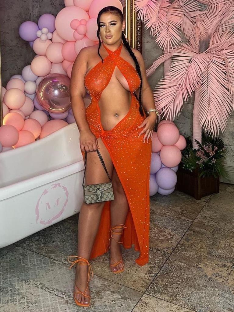 Katie Haywood claims she was ‘discriminated’ because of her ‘body size’ in a London nightclub. Picture: TikTok/Katiehaywood_x