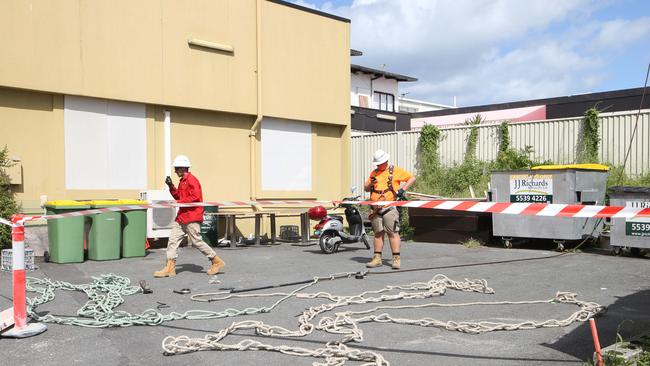 A crane snapped its cable and dropped its 400kg hook to the ground narrowly missing a pedestrian in Bondi Ave Mermaid Beach. Picture Glenn Hampson