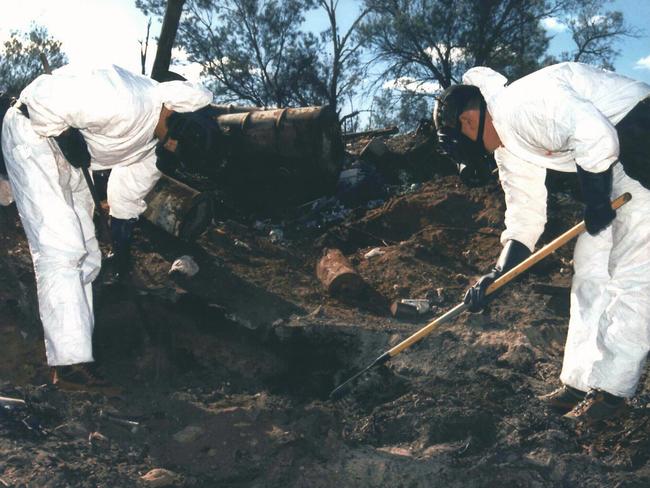 Police digging for clues on Banjawarn Station in 1996.