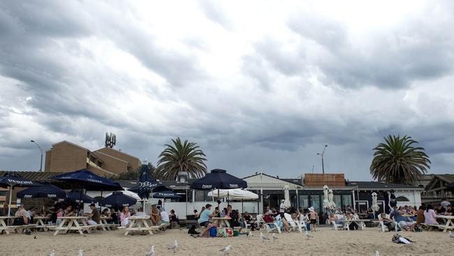 Melbourne copped 53mm of rain on Monday. PICTURE: NCA Newswire / Nicki Connolly