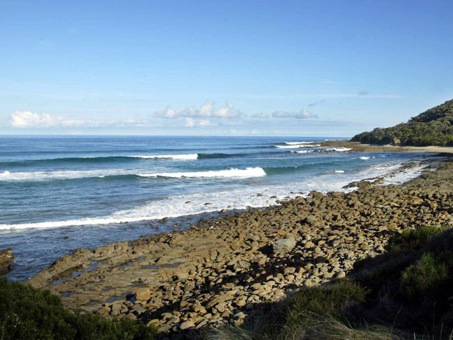 The rocky foreshore at Boggaley Creek.